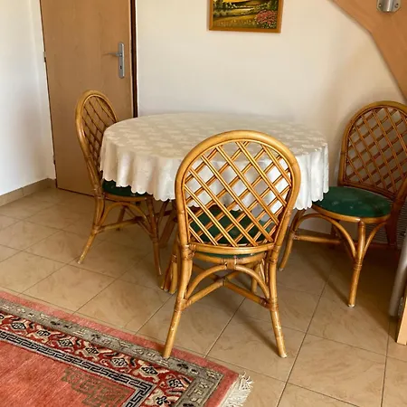 A Relax V Prirode Alojamento de Acomodação e Pequeno-almoço *